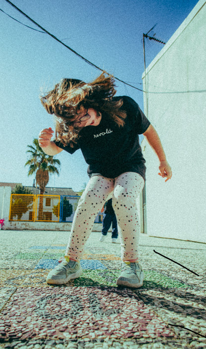 Camiseta Niño/a "Revolá" Negra