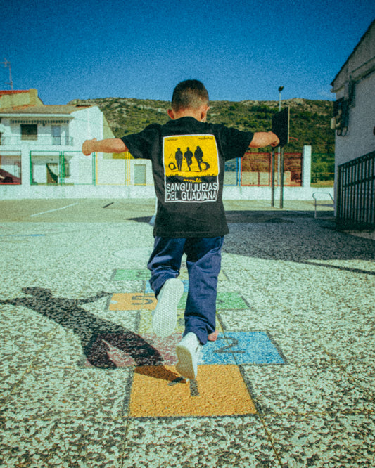 Camiseta Niño/a "Revolá" Negra