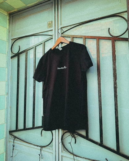 Camiseta "Revolá" Negra